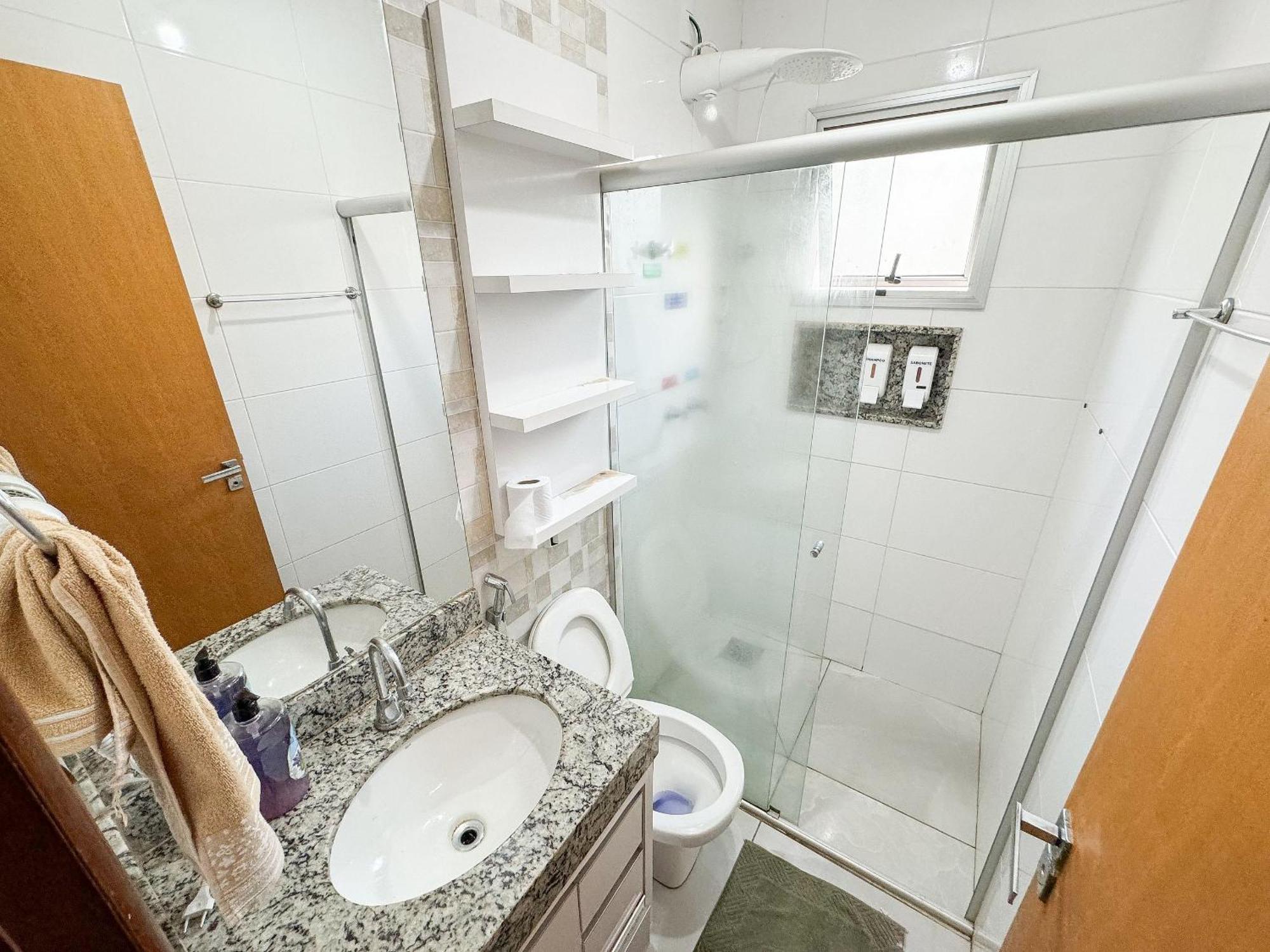 207- Apartamento De 2 Quartos No Alto Caicaras Patos de Minas Exteriör bild